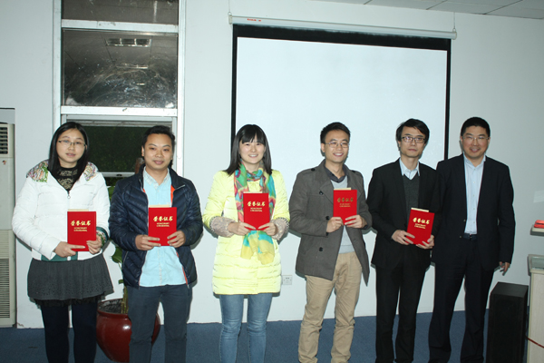 ��(y��u)��T��